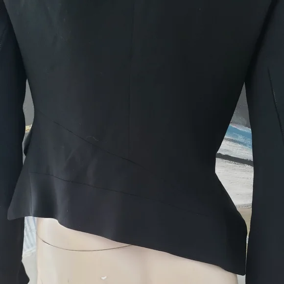 Ann Demeulemeester | Asymmetric Blazer with Oversized-lapel and Zip Details - Picture 13 of 15